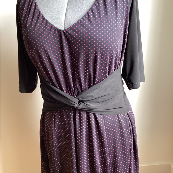 NEW Original Design Plus Size Dress - Picture 4 of 10